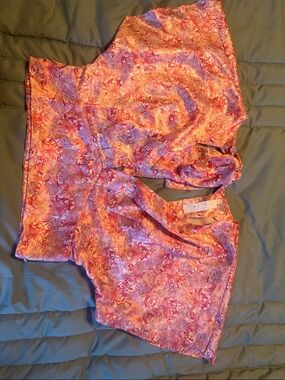 Astr Pink and Coral Floral Satin Tie-Front Crop Top